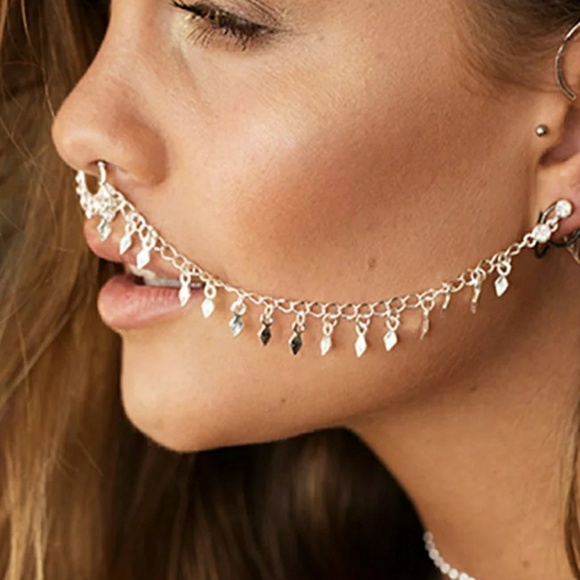 Earring/Nose Ring - Picture 2 of 5